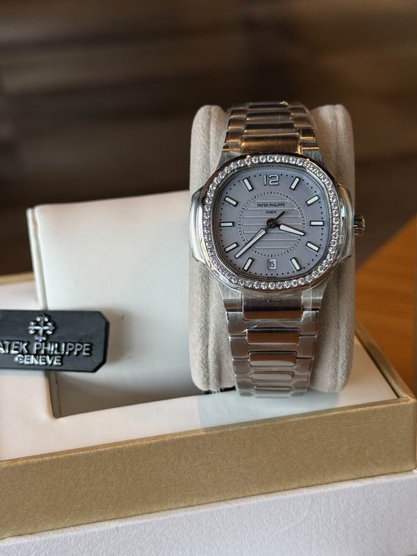 Patek Philippe 35mm 072202